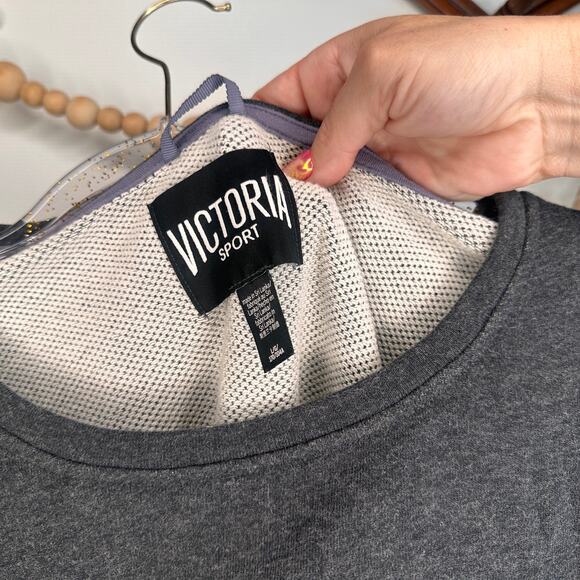 Victoria Sport Gray Oversized Sweatshirt - Picture 4 of 4